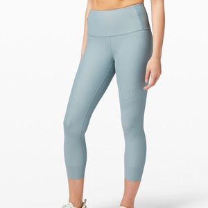Lululemon Zoned In HR Crop 23”